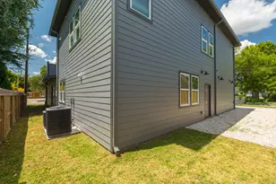 807 E 1st St, Humble, TX 77338 - Photo 44