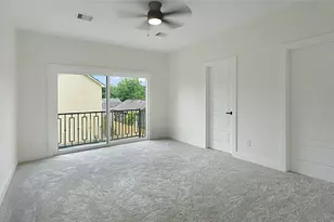 1313 Knight St, Houston, TX 77022 - Photo 6