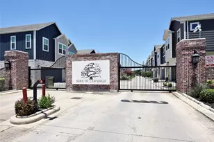 5502 Camaguey St, Houston, TX 77023 - Photo 2