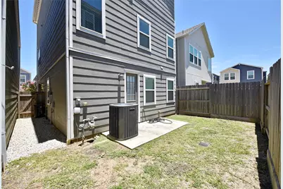 5502 Camaguey Street, Houston, TX 77023 - Photo 34
