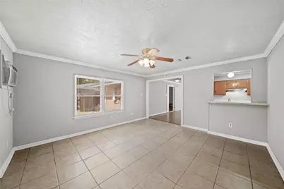 2835 Dragonwick Drive, Houston, TX 77045 - Photo 14