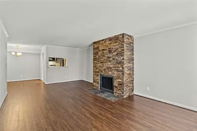 4627 Wild Indigo Street #604, Houston, TX 77027 - Photo 4
