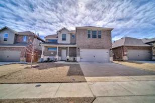 10528 Breezeway Dr, Aubrey, TX 76227 - Photo 4