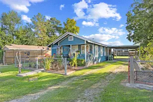 205 Smith St, Cleveland, TX 77327 - Photo 24