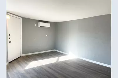 7515 Bayway Drive #2, Baytown, TX 77520 - Photo 4