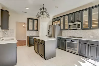 124 S Brooksedge Circle, The Woodlands, TX 77382 - Photo 14