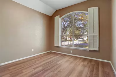 124 S Brooksedge Circle, The Woodlands, TX 77382 - Photo 22