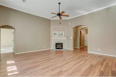 124 S Brooksedge Circle, The Woodlands, TX 77382 - Photo 10
