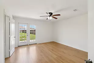 8006 Distant Harbor Rd, Baytown, TX 77523 - Photo 12