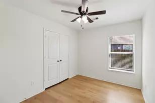 8006 Distant Harbor Rd, Baytown, TX 77523 - Photo 20