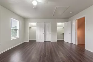 2801 Virginia St, Baytown, TX 77520 - Photo 10