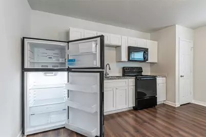 2801 Virginia Street #A, Baytown, TX 77520 - Photo 16