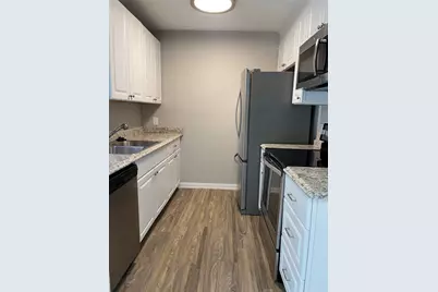 1516 Bay Area Boulevard #F5, Houston, TX 77058 - Photo 2