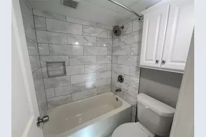 1516 Bay Area Boulevard #F5, Houston, TX 77058 - Photo 4