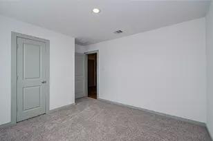 13922 Bay Crest, Dickinson, TX 77539 - Photo 8