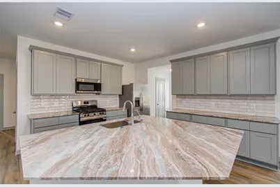 13922 Bay Crest, Dickinson, TX 77539 - Photo 18