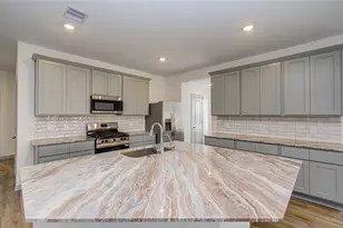 13922 Bay Crest, Dickinson, TX 77539 - Photo 18