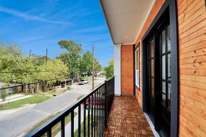 1603 Sylvester Road, Houston, TX 77009 - Photo 8