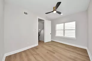 1603 Sylvester Rd, Houston, TX 77009 - Photo 18