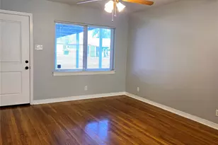 618 Fostoria Ln, Houston, TX 77076 - Photo 10