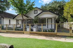 1615 McKee St, Houston, TX 77009 - Photo 2