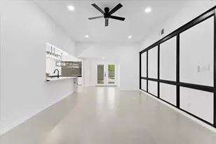 3815 Plum Hollow Dr, Houston, TX 77059 - Photo 8
