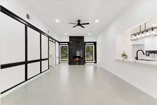 3815 Plum Hollow Dr, Houston, TX 77059 - Photo 6