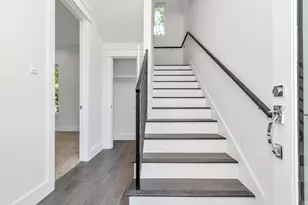 4721 Independence Hts Ln, Houston, TX 77018 - Photo 2