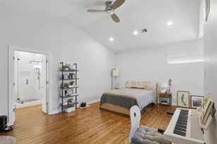 1326 W 24th St, Houston, TX 77008 - Photo 18