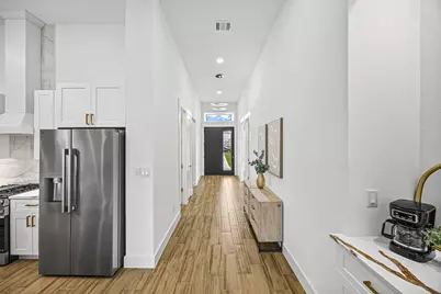 1511 Waco St, Dayton, TX 77535 - Photo 8