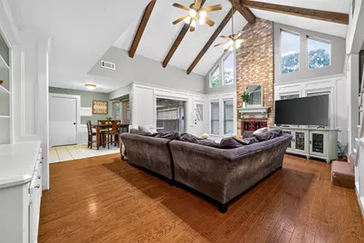 3519 Cave Springs Drive, Houston, TX 77339 - Photo 10