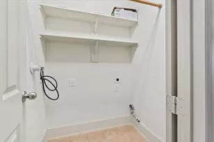 931 W 23rd St, Houston, TX 77008 - Photo 32