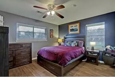 5130 Saxon Drive, Houston, TX 77092 - Photo 10