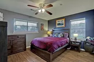 5130 Saxon Dr, Houston, TX 77092 - Photo 10
