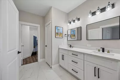 848 Fisher Street #C, Houston, TX 77018 - Photo 14