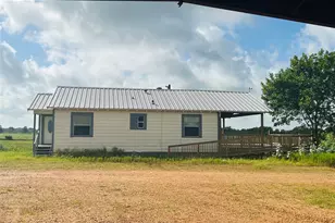 1240 Crooked Rd, Cat Spring, TX 78933 - Photo 8