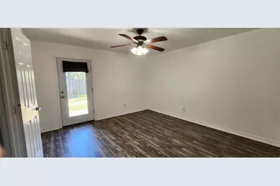 3123 Silver Falls Drive, Houston, TX 77339 - Photo 8