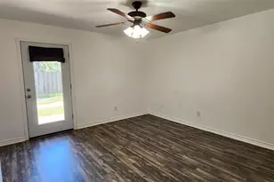 3123 Silver Falls Dr, Houston, TX 77339 - Photo 8