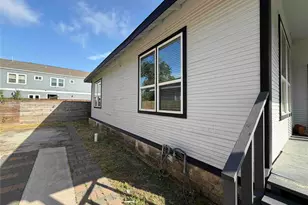 2400 Burkett St., Houston, TX 77004 - Photo 6
