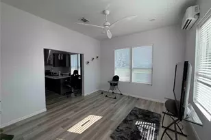 2400 Burkett St., Houston, TX 77004 - Photo 8