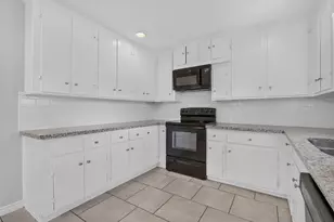 1409 Wycliffe Dr, Houston, TX 77043 - Photo 10