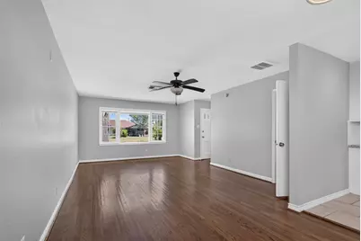 1409 Wycliffe Drive, Houston, TX 77043 - Photo 8
