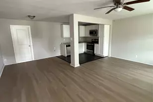 2227 Westway St, Orange, TX 77630 - Photo 4