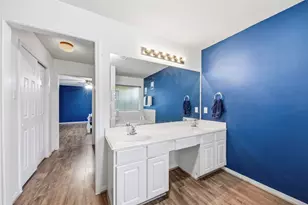 924 Chad Ln, Baytown, TX 77521 - Photo 18