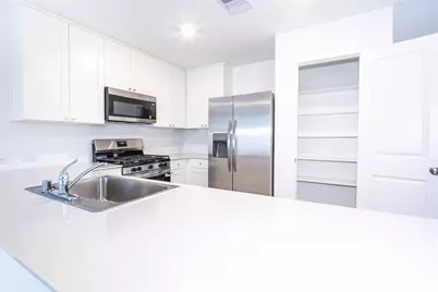 5610 Shelford Birch Drive, Conroe, TX 77303 - Photo 2