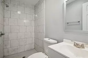 110 Maplewood St, Dayton, TX 77535 - Photo 12