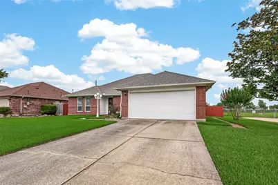3413 Blue Wing Drive, Dickinson, TX 77539 - Photo 4