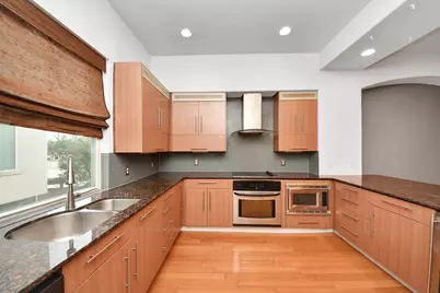 1403 Delano Street #6, Houston, TX 77003 - Photo 18