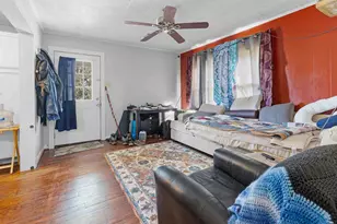 304 W Wheat St, Woodville, TX 75979 - Photo 6