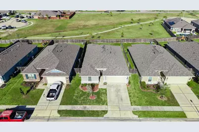 2502 Gelding Manor Drive, Alvin, TX 77511 - Photo 22